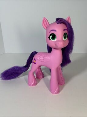My Little Pony G5 Princess Pipp Petals 8" Mega Movie Friends Hasbro